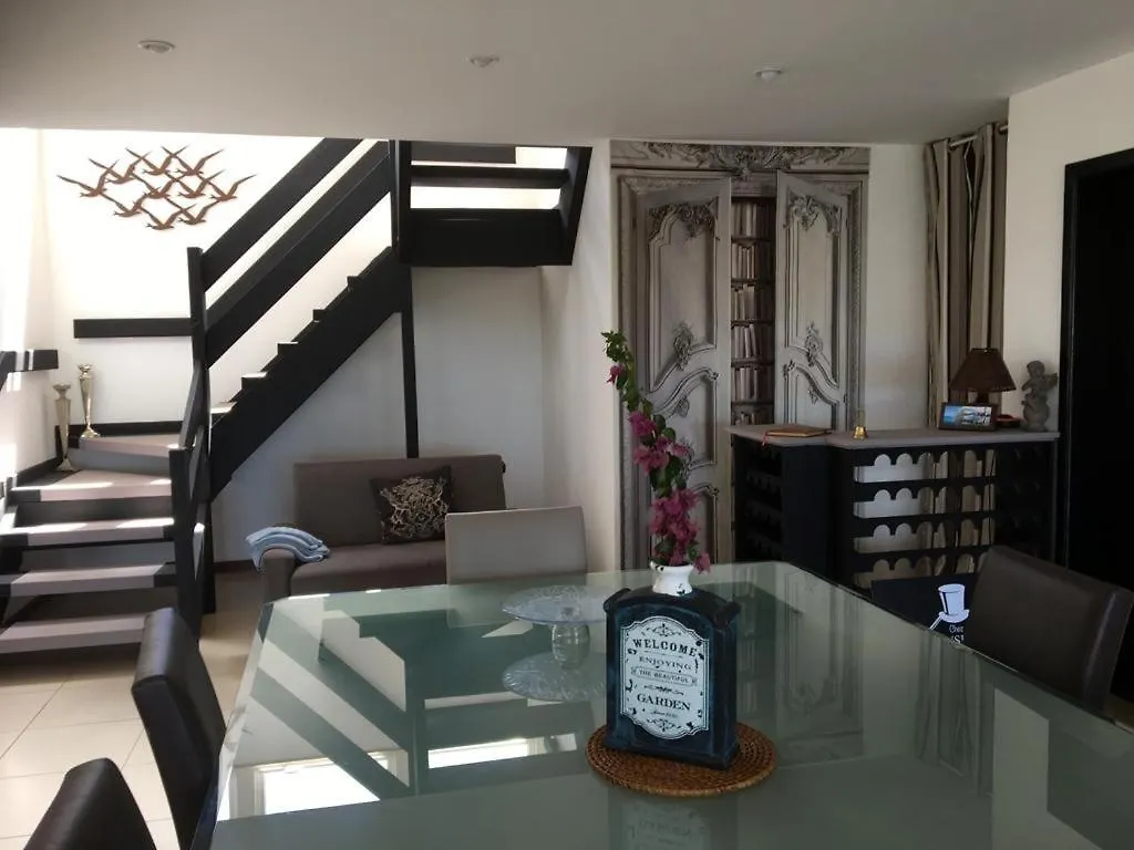 Chez Monsieur Bed & Breakfast Armacao dos Buzios 0*,  Brazil